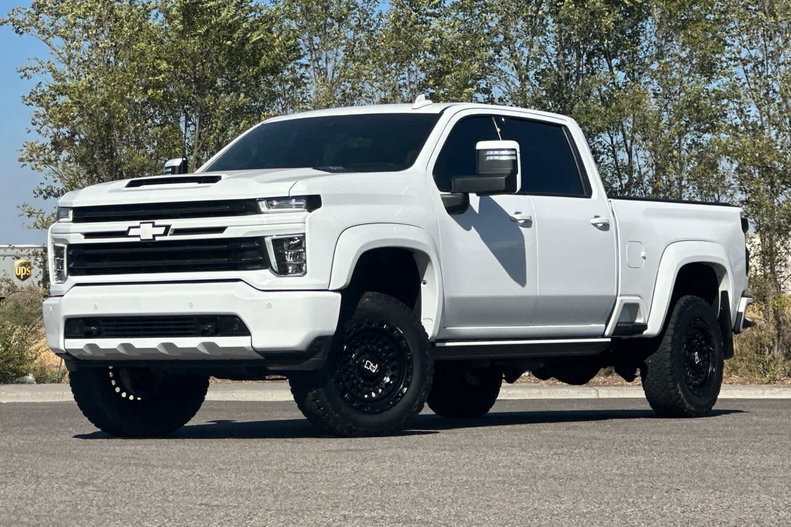 Used 2022 Chevrolet Silverado 2500 High Country w/ Z71 Off-Road Package AWD/4WD image 1