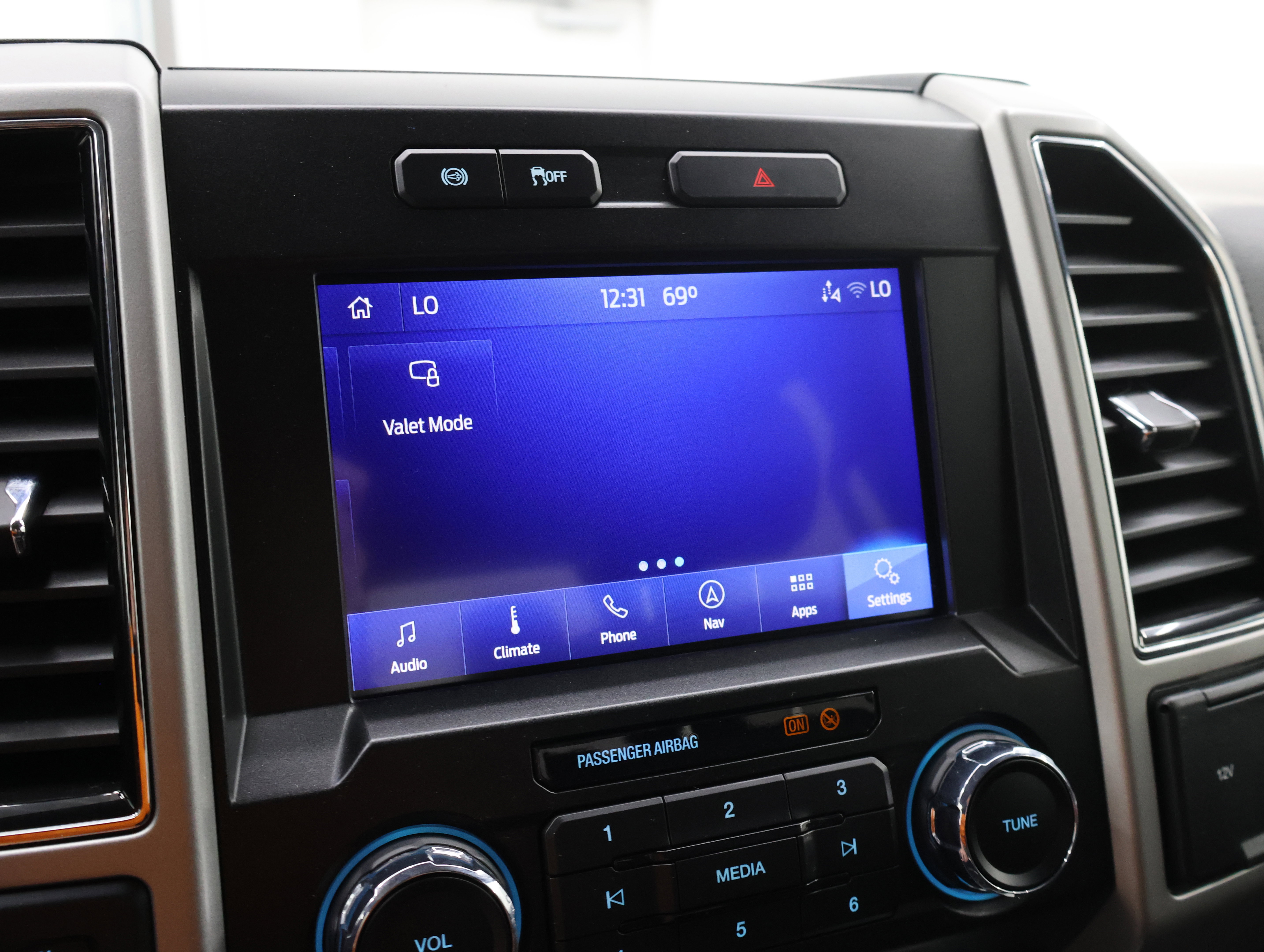 Used 2021 Ford F350 Lariat AWD/4WD image 55