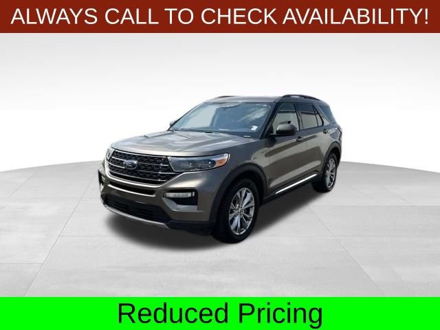 Used 2021 Ford Explorer XLT w/ Equipment Group 202A AWD/4WD image 3