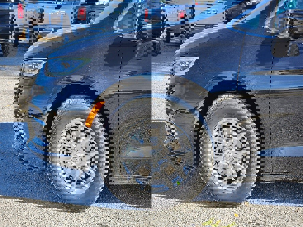 New 2026 Chrysler Pacifica Select image 5