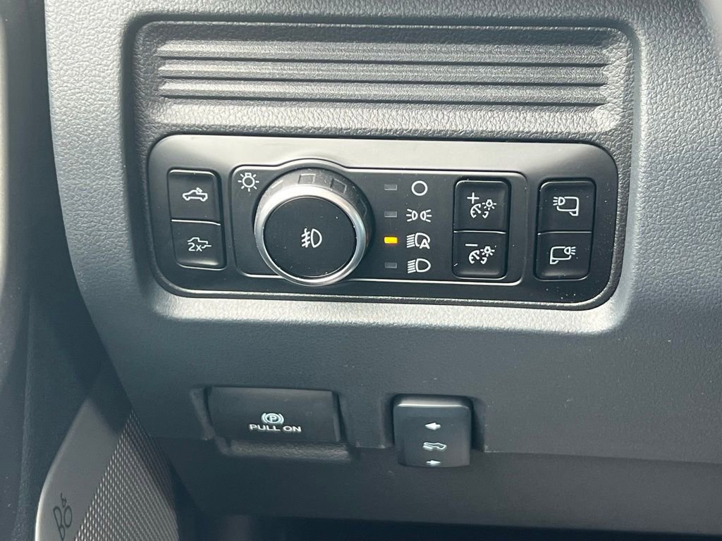 New 2025 Ford F250 Lariat image 33