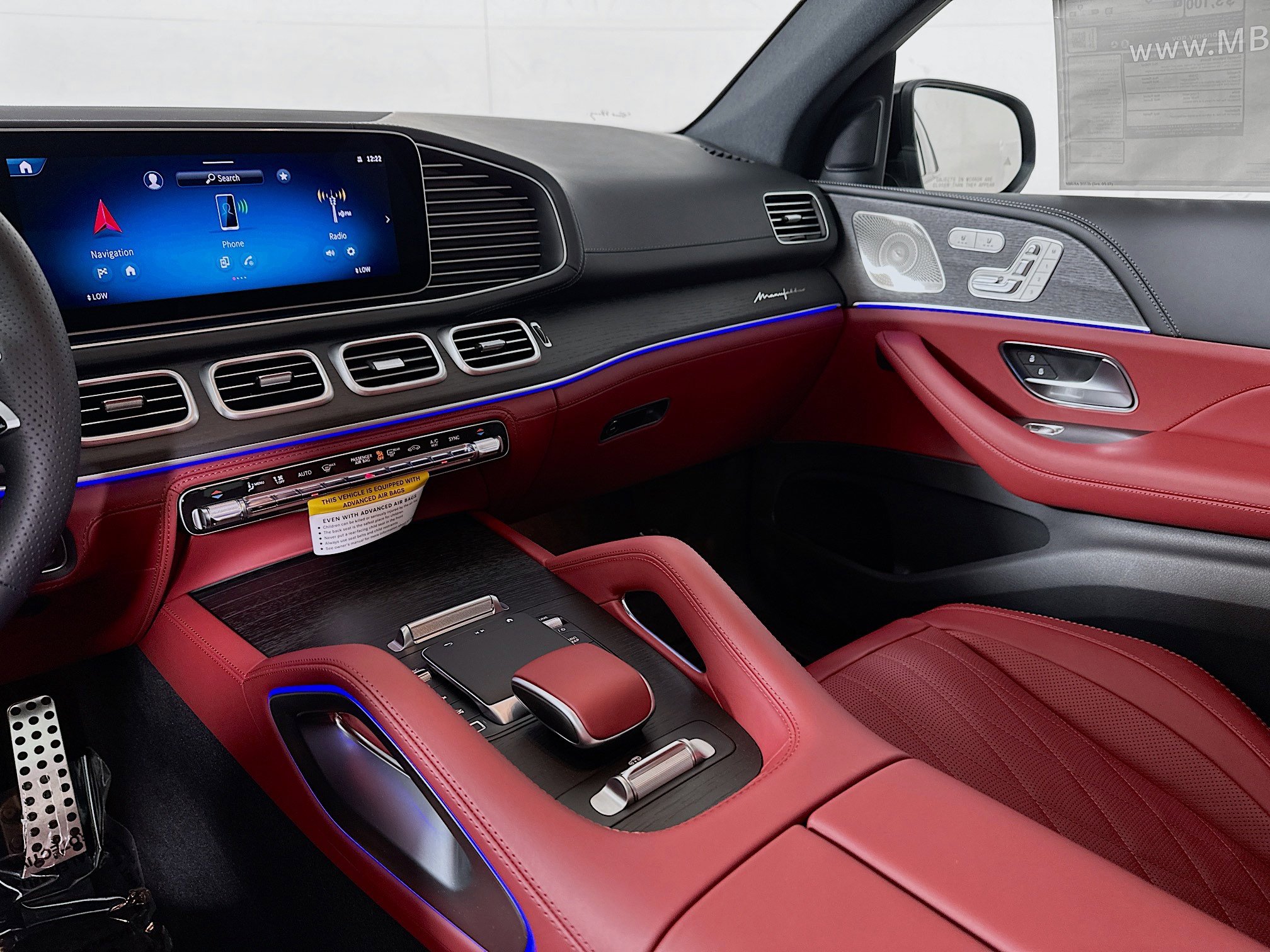 New 2026 Mercedes-Benz GLE 53 AMG 4MATIC Coupe image 25