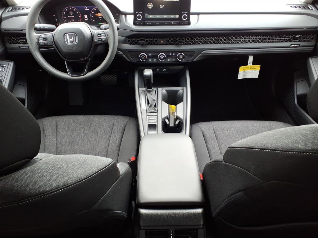 Certified 2025 Honda Accord LX image 17