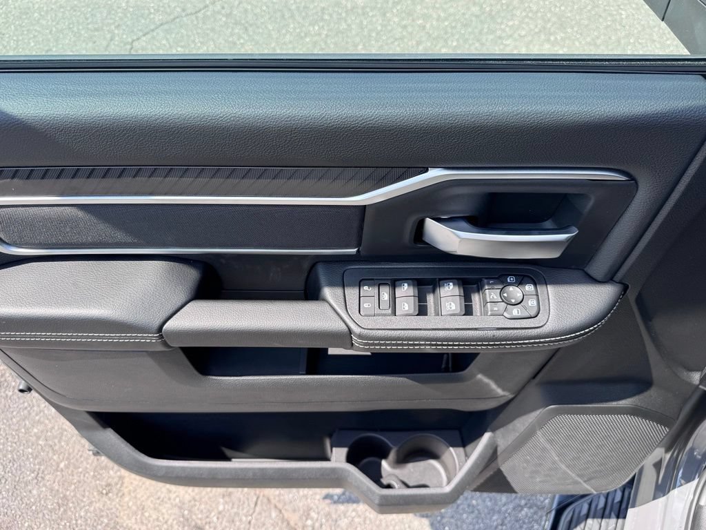 New 2026 RAM 2500 Big Horn AWD/4WD image 10