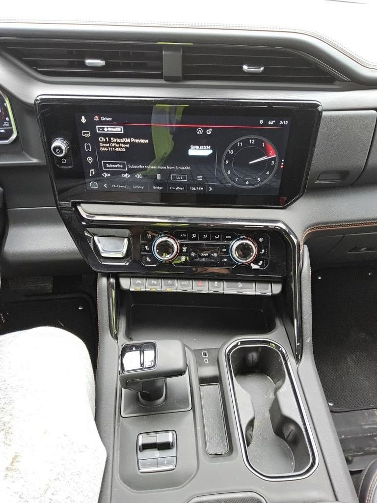 Used 2025 GMC Sierra 1500 AT4 w/ AT4 Premium Package image 3