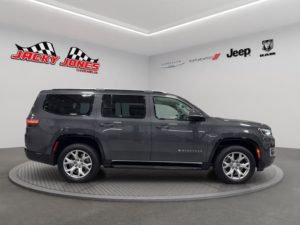 Used 2022 Jeep Wagoneer Series II image 8