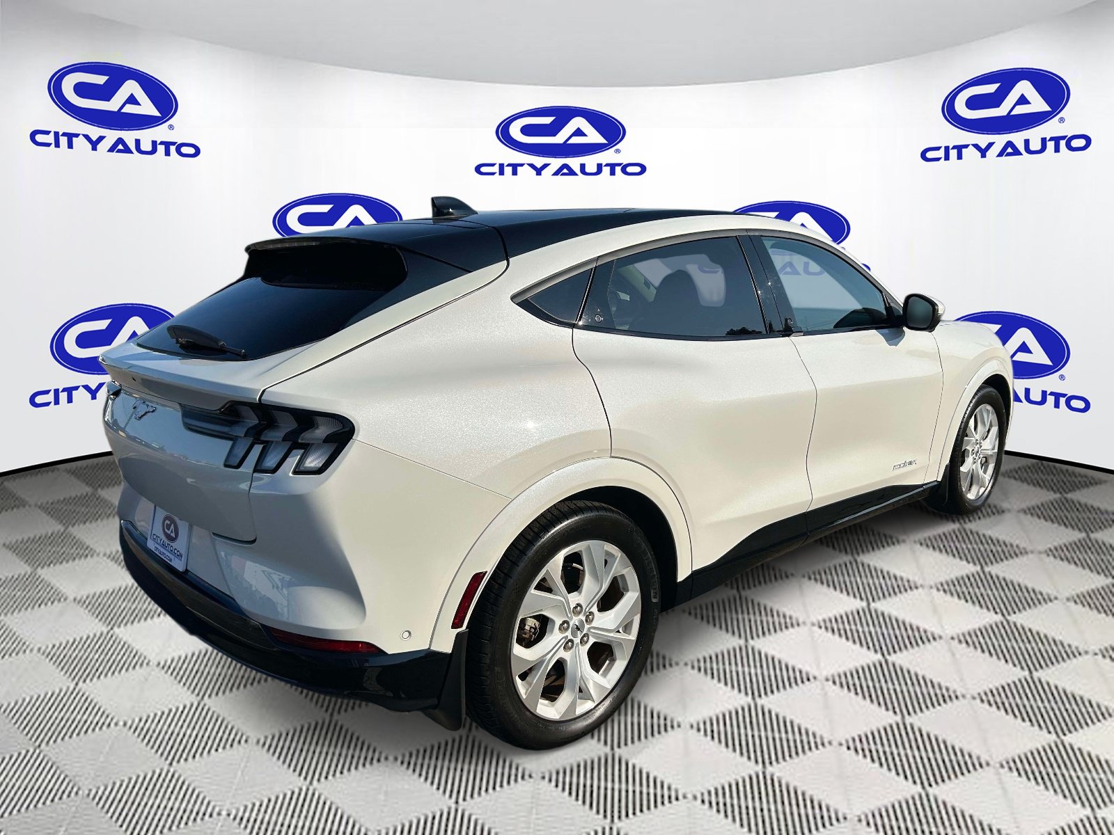 Used 2022 Ford Mustang Mach-E Premium w/ Ice White Appearance Package AWD/4WD image 3