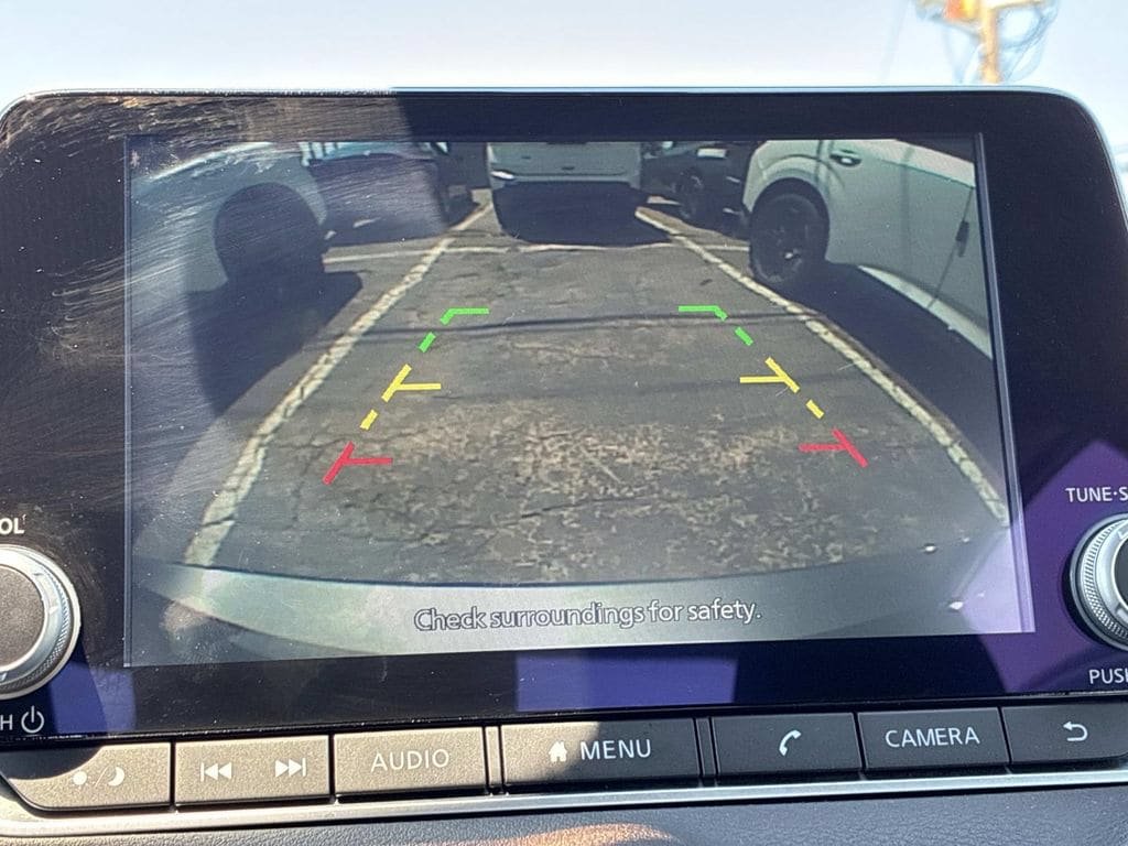 Certified 2023 Nissan Sentra SV FWD image 32