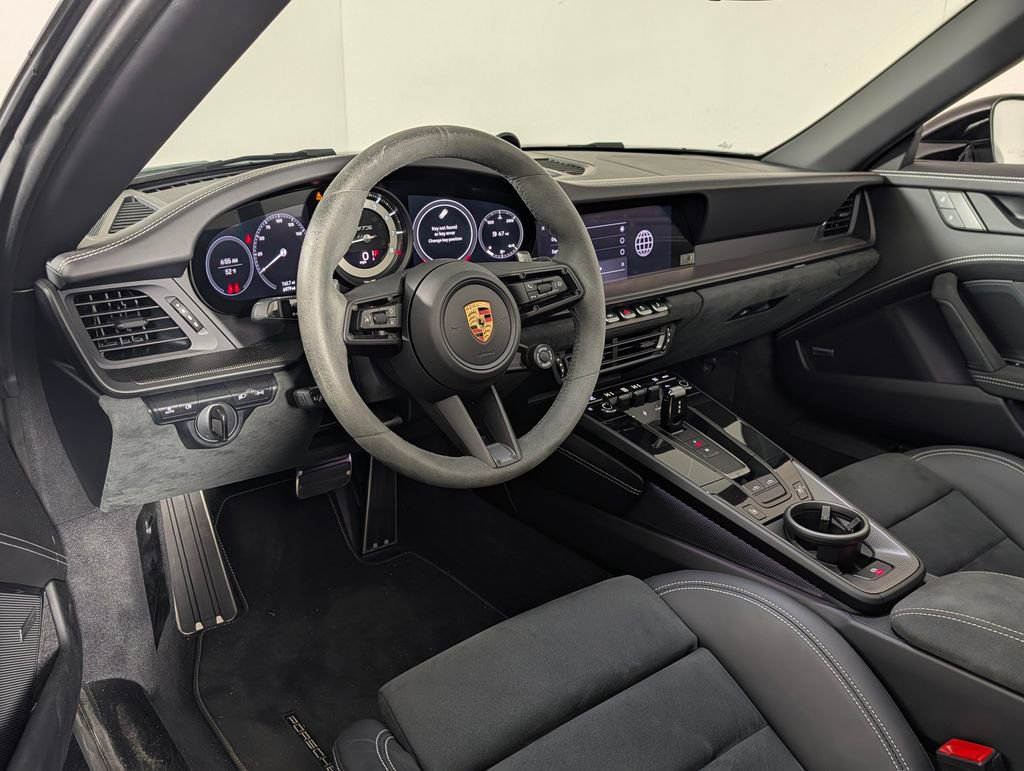 Certified 2023 Porsche 911 Targa 4 GTS AWD/4WD image 4