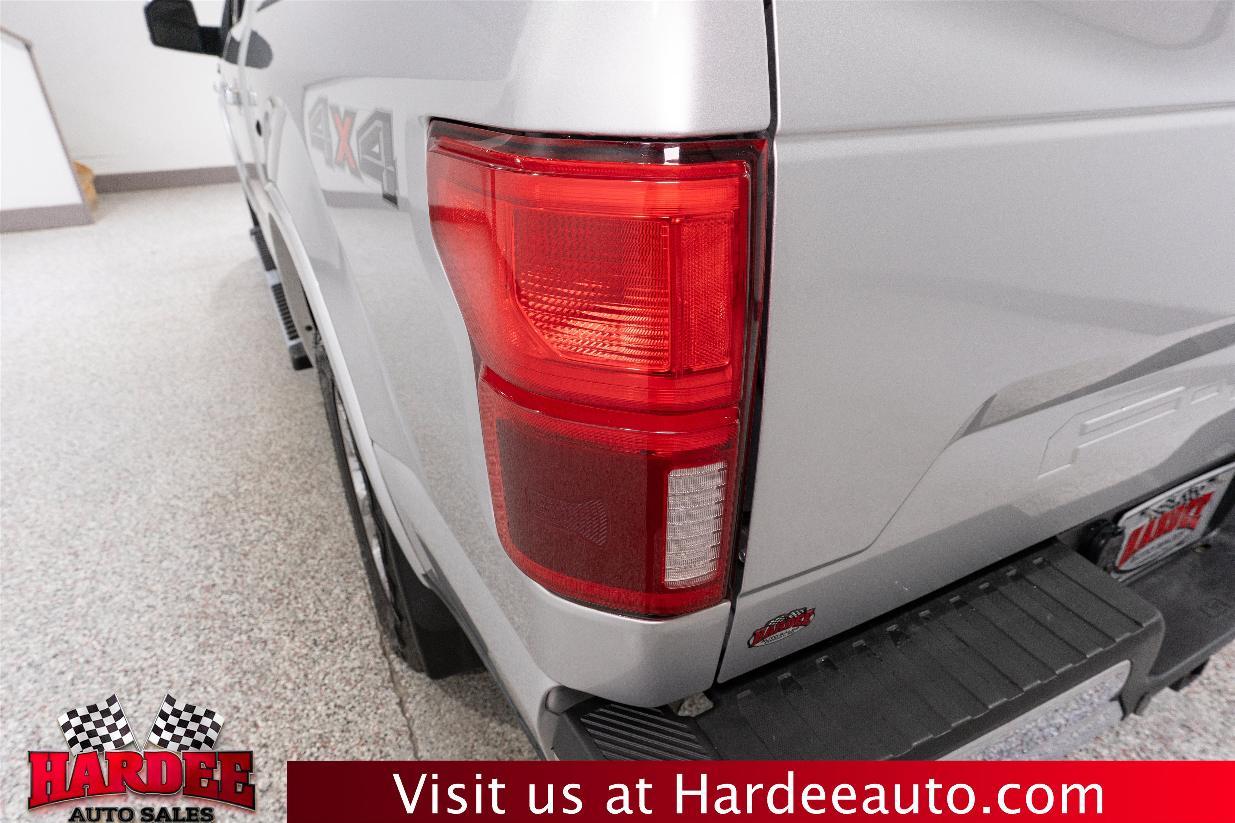 Used 2018 Ford F150 Lariat AWD/4WD image 9