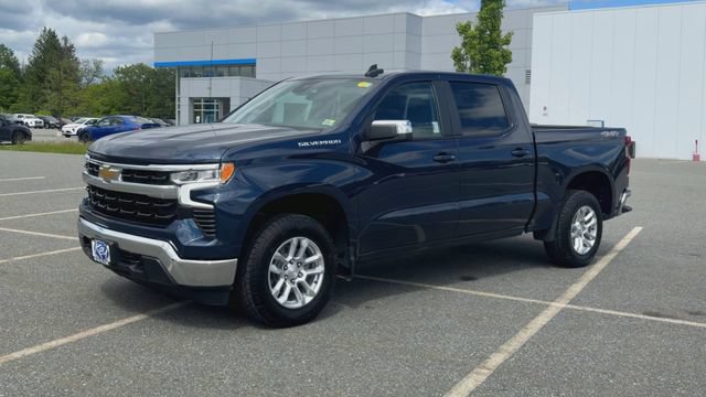 Used 2023 Chevrolet Silverado 1500 LT AWD/4WD image 4