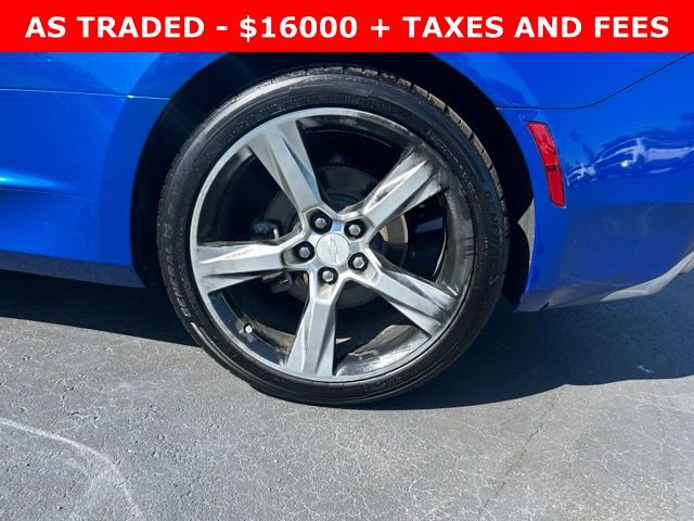 Used 2016 Chevrolet Camaro LT w/ Technology Package RWD image 10