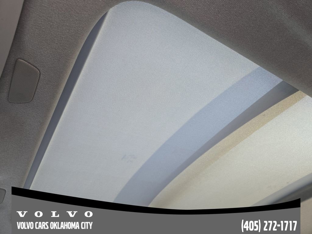 New 2026 Volvo XC40 B4 Core w/ Protection Package Premier image 24