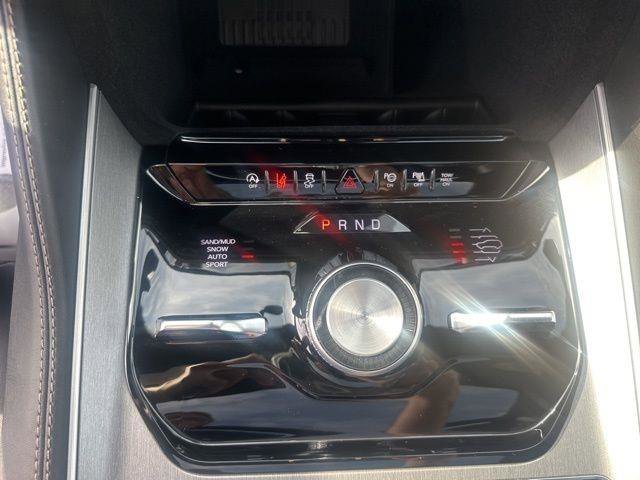 New 2026 Jeep Grand Wagoneer Limited image 35