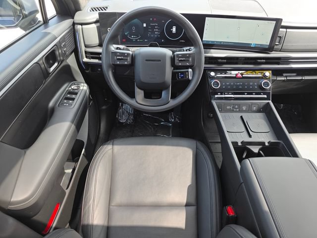 Used 2025 Hyundai Santa Fe Calligraphy FWD image 23
