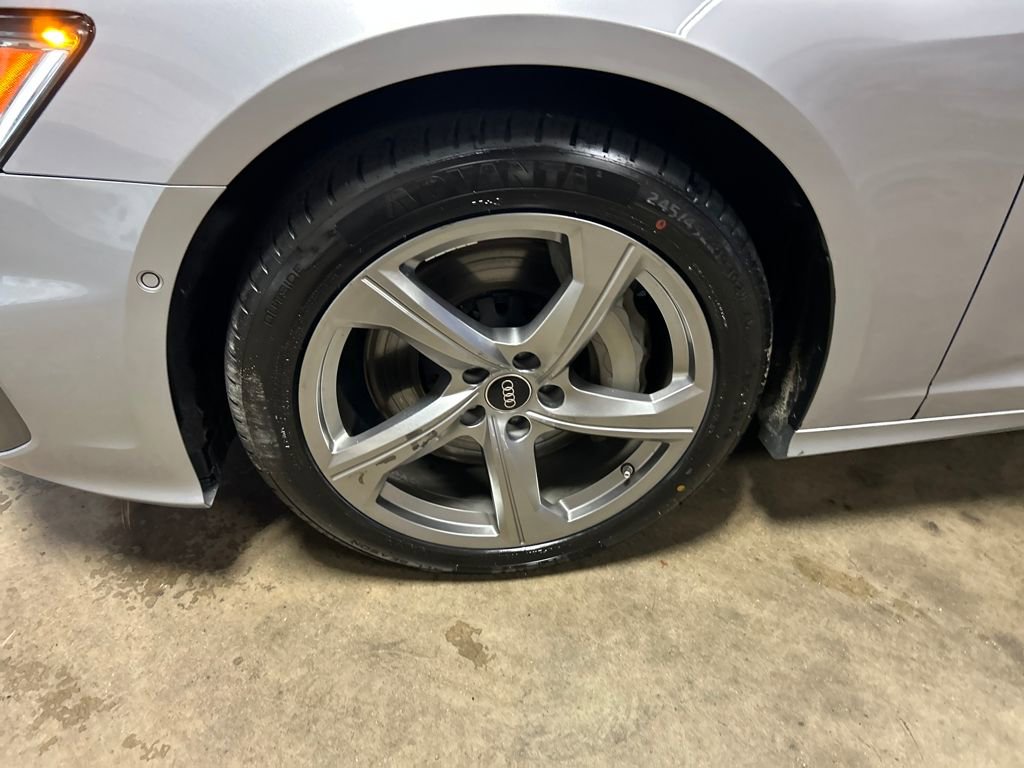 Used 2024 Audi A6 Premium Plus image 9