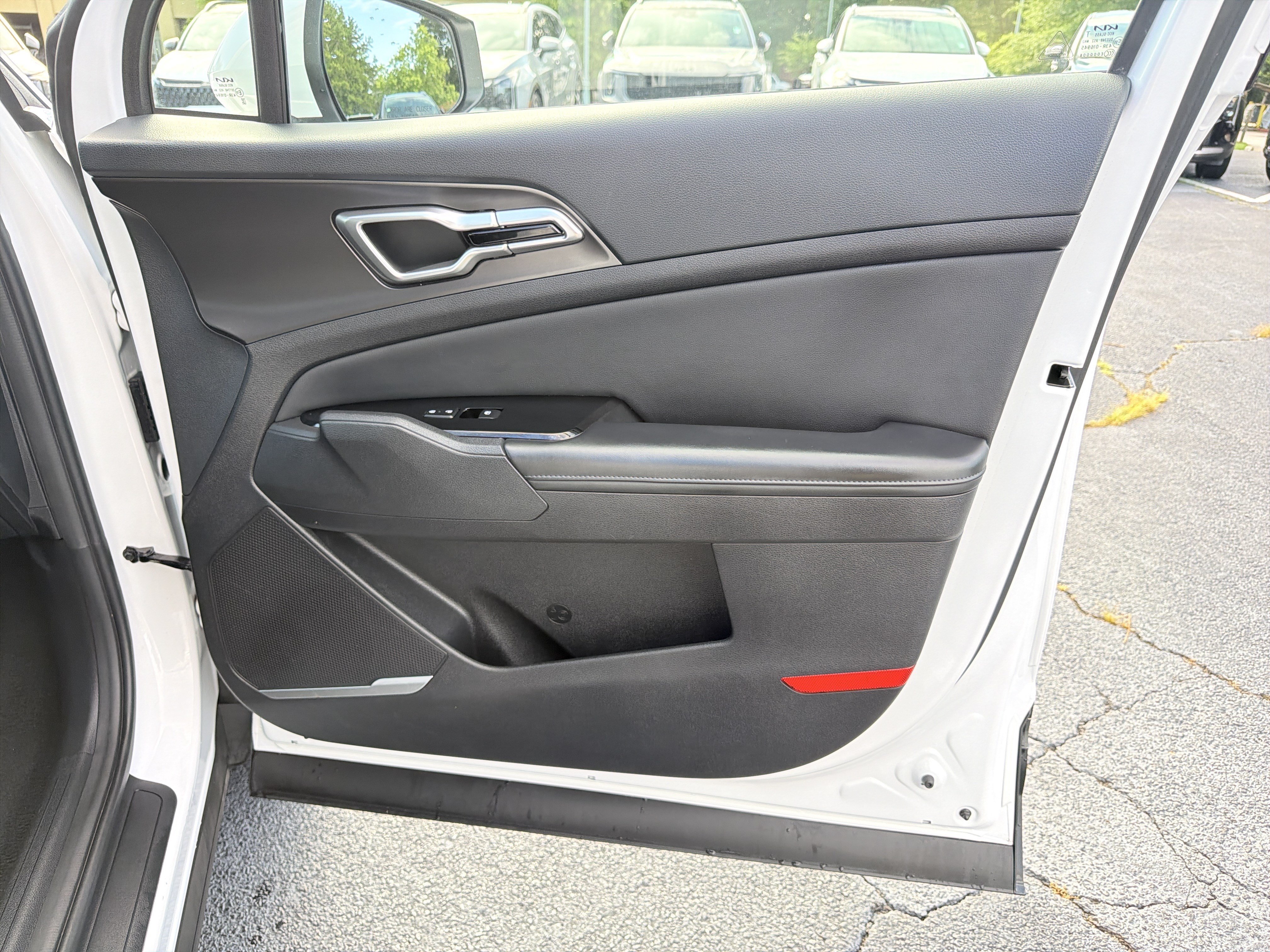 Used 2023 Kia Sportage EX FWD image 13