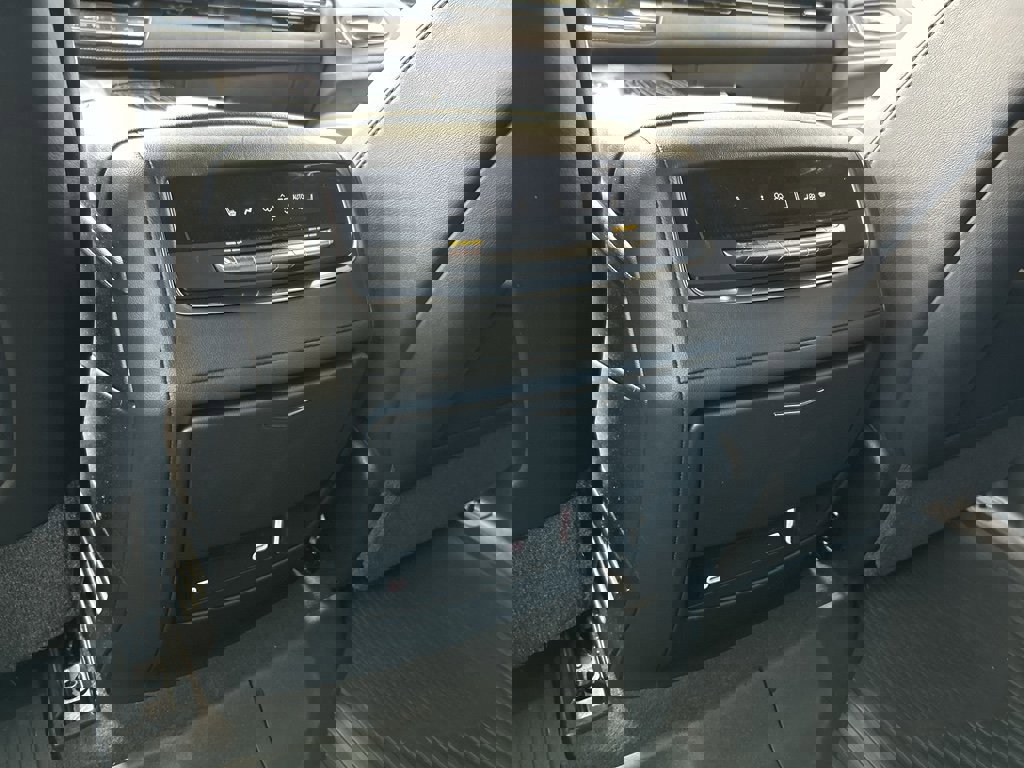 Used 2021 Cadillac Escalade Sport w/ Heavy-Duty Trailer Package image 14