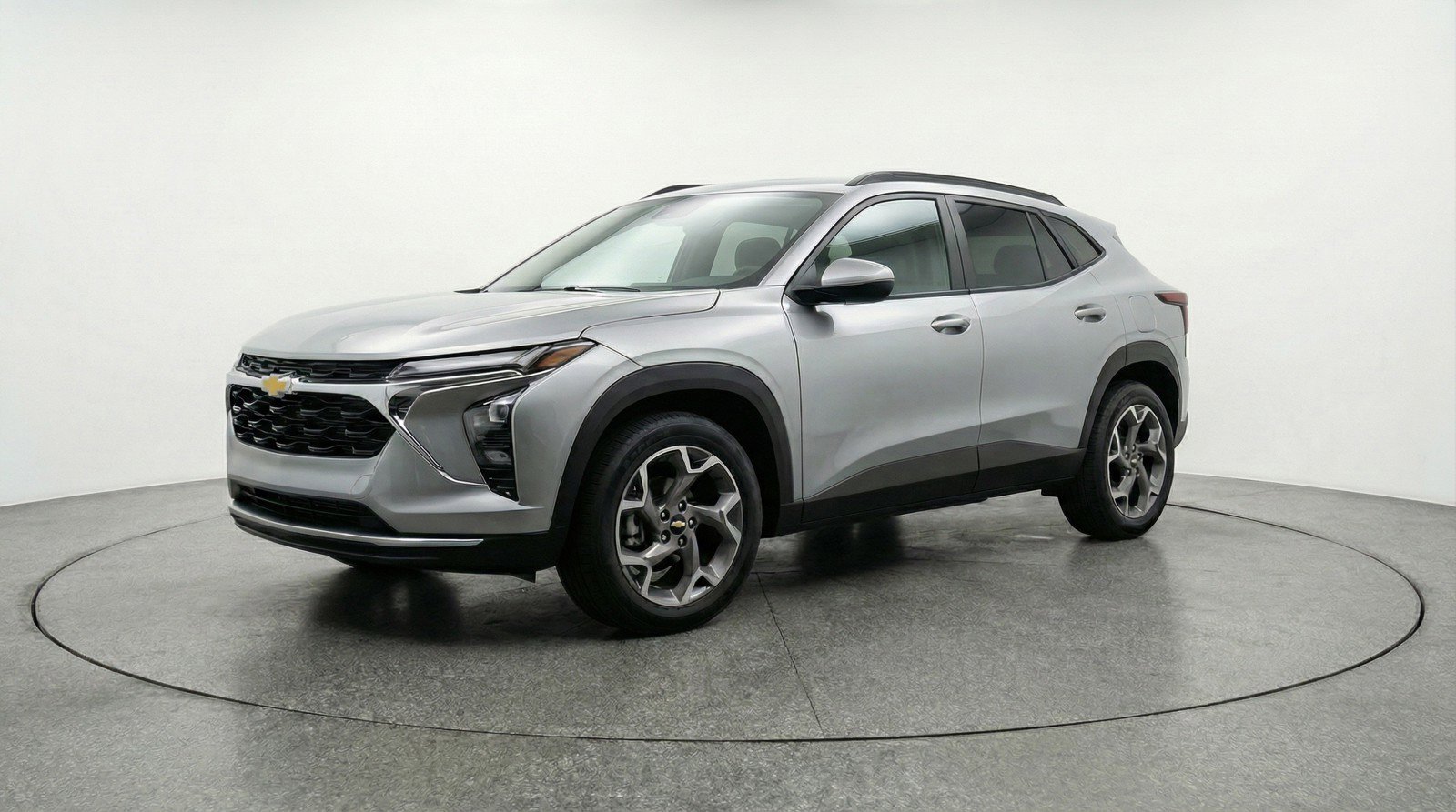 Used 2025 Chevrolet Trax LT FWD image 3