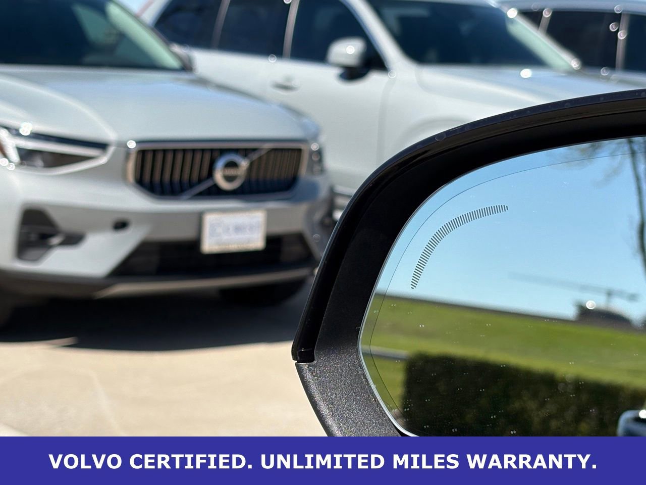 Certified 2023 Volvo XC40 B5 Plus w/ Protection Package Premier image 11