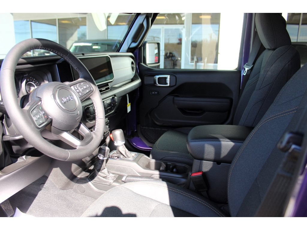 New 2026 Jeep Gladiator Sport AWD/4WD image 10