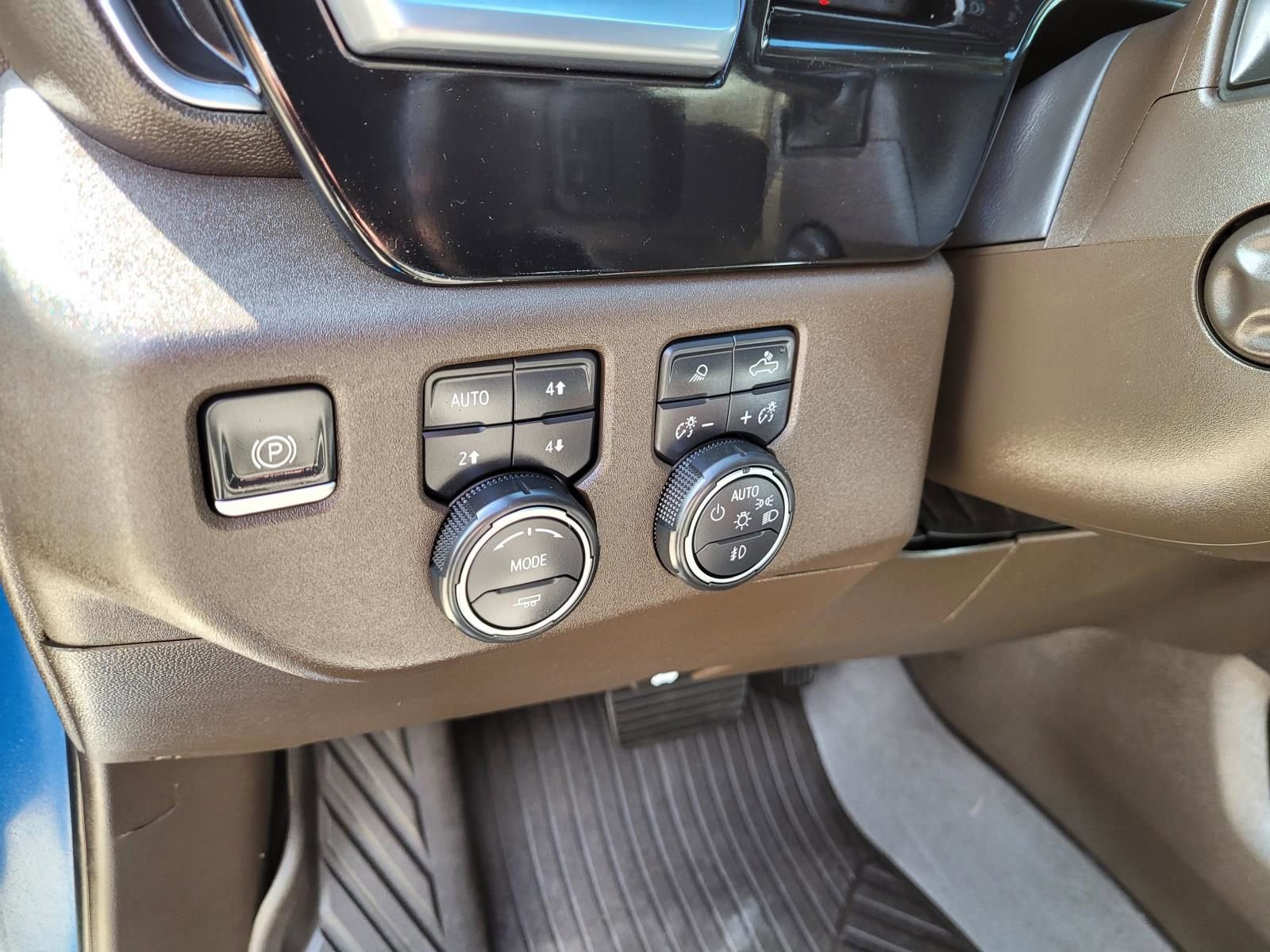 Used 2022 Chevrolet Silverado 1500 LTZ AWD/4WD image 24