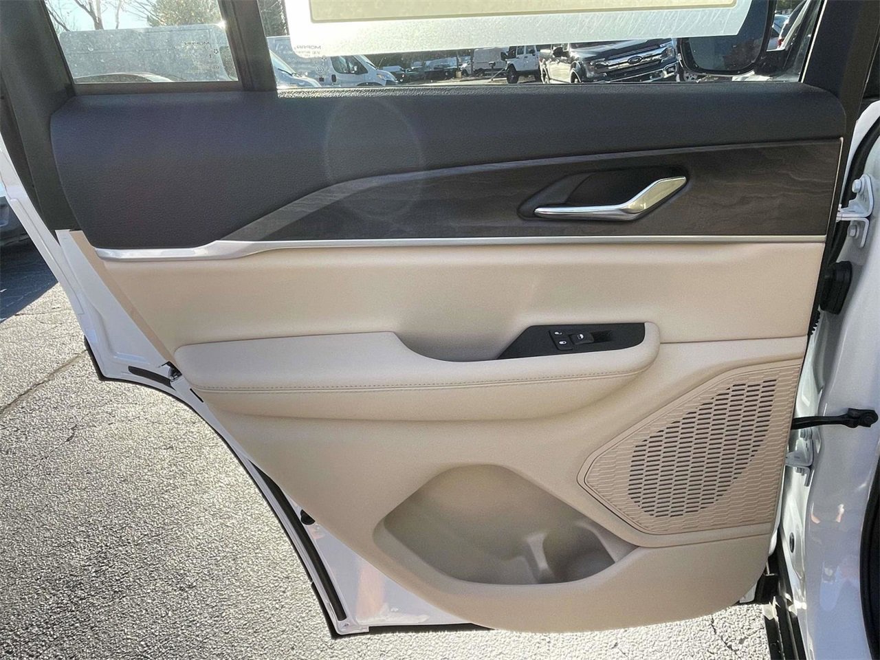 New 2025 Jeep Grand Cherokee Limited image 23