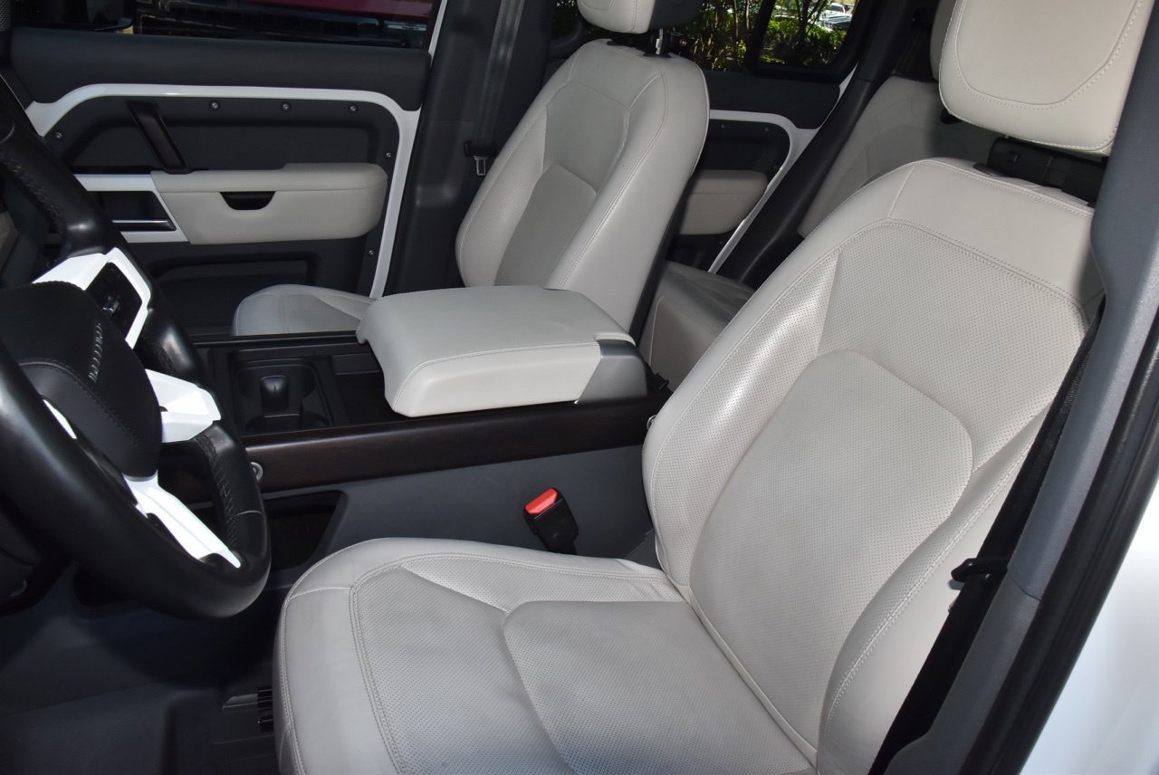 Used 2023 Land Rover Defender 130 First Edition AWD/4WD image 33