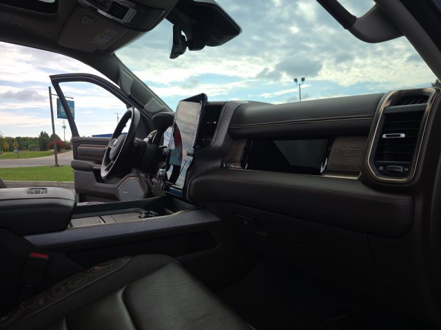 Used 2026 RAM 1500 Limited AWD/4WD image 44