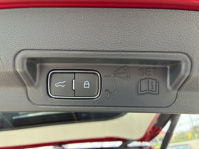 Used 2025 Ford Explorer Platinum w/ Ultimate Package image 10