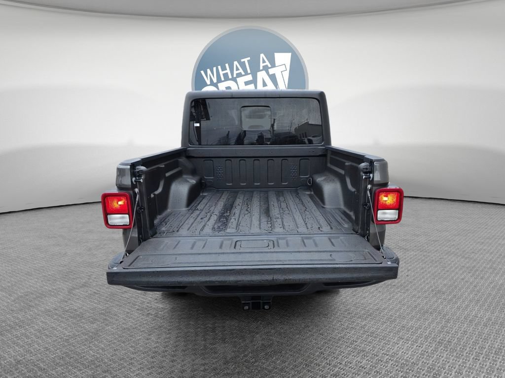 New 2026 Jeep Gladiator Sport AWD/4WD image 38