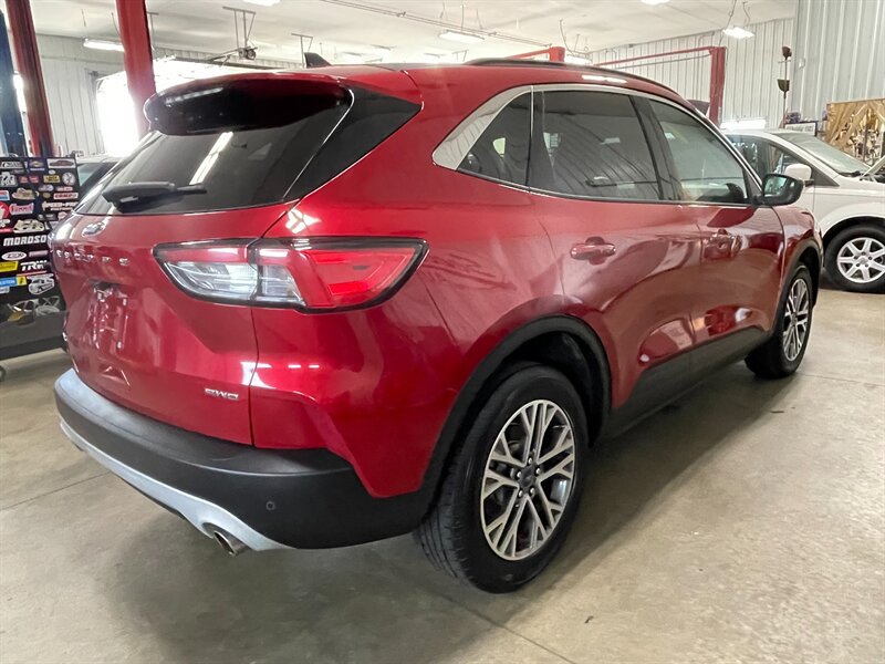 Used 2021 Ford Escape SEL AWD/4WD image 6