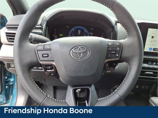 Used 2026 Toyota Camry SE w/ Convenience Package FWD image 22