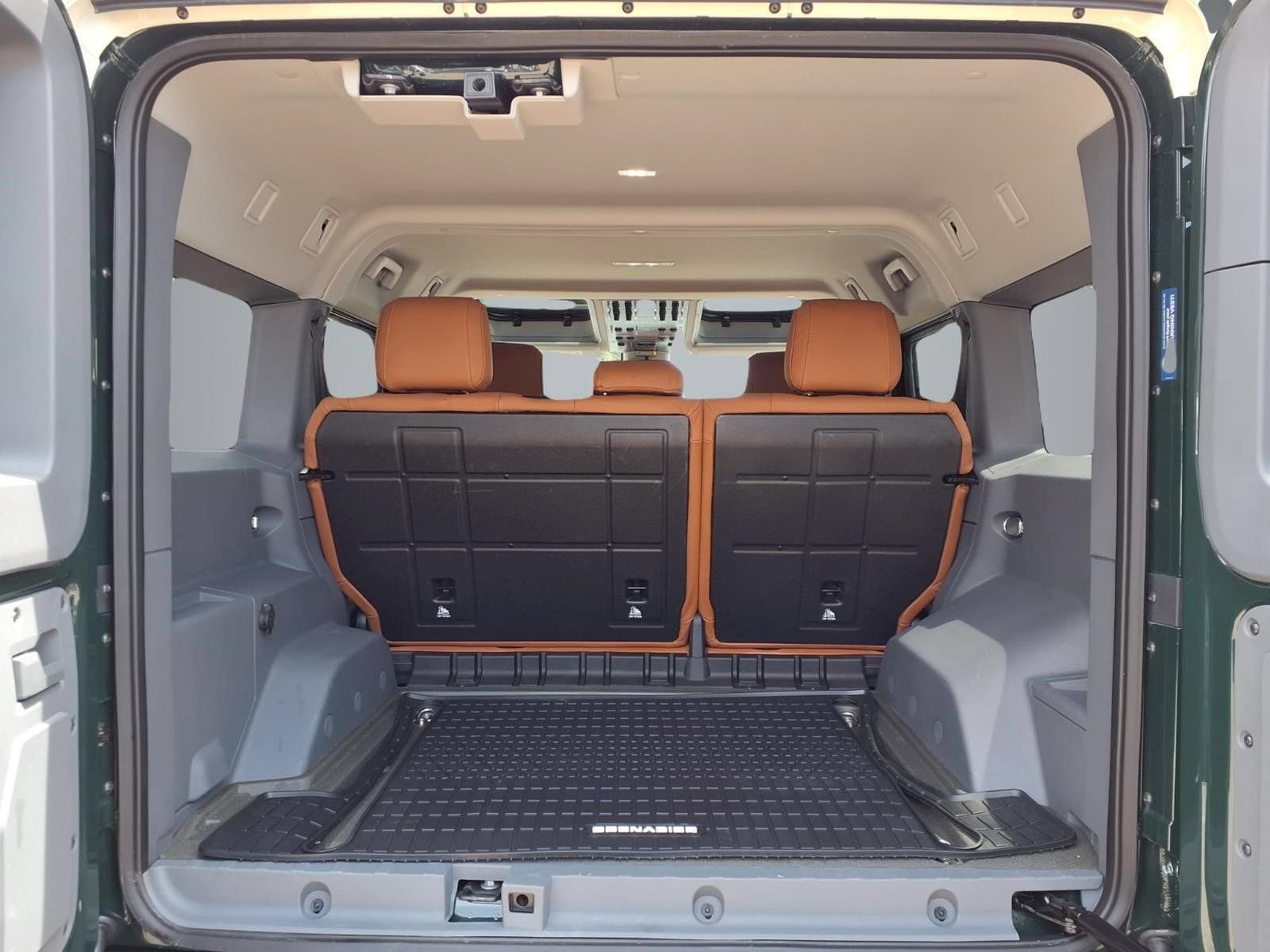 Used 2025 INEOS Grenadier Station Wagon AWD/4WD image 13