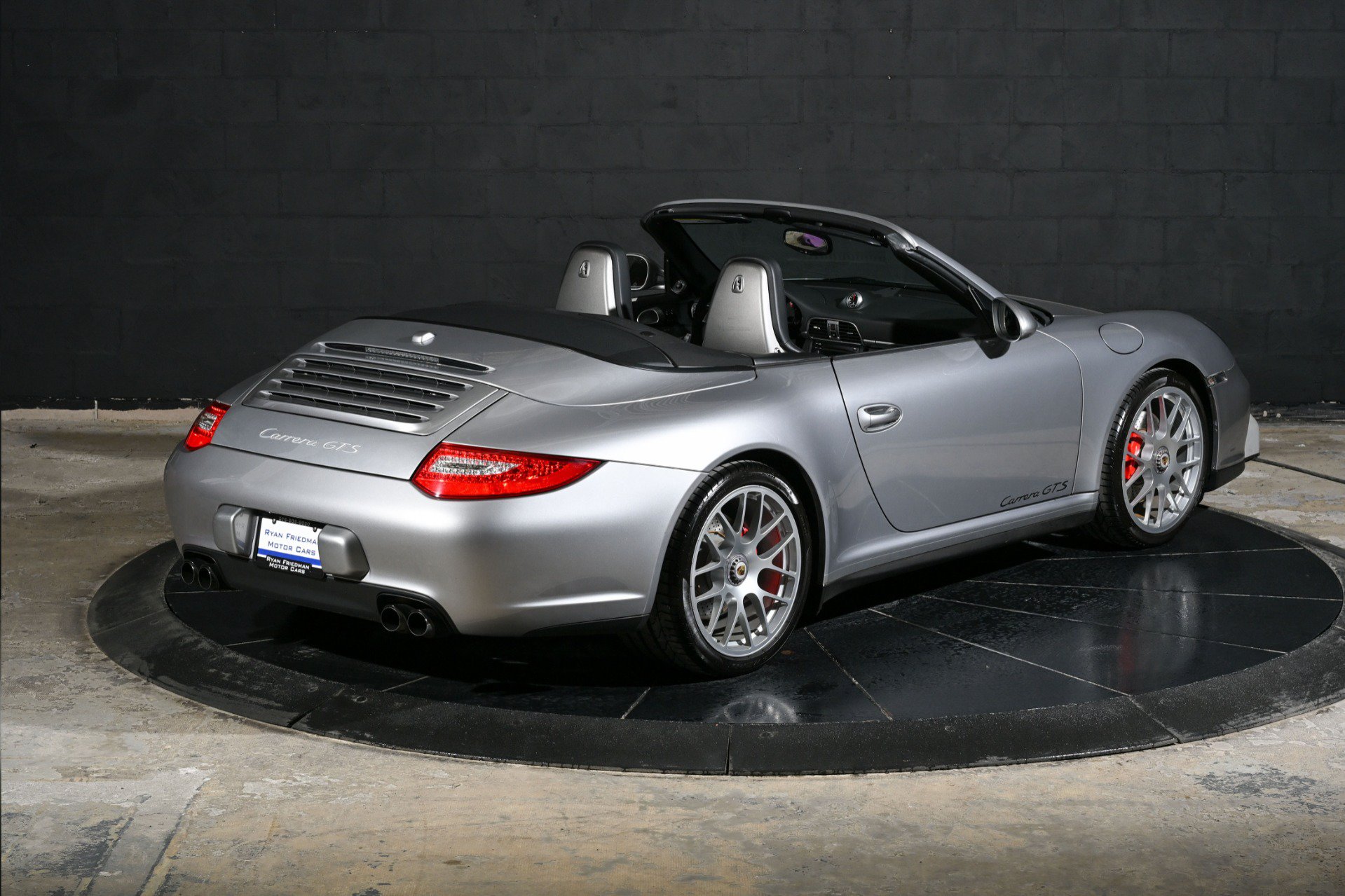Used 2011 Porsche 911 Carrera GTS RWD image 18