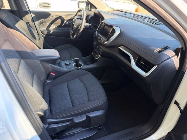 Used 2024 GMC Terrain SLE w/ Driver Convenience Package AWD/4WD image 24