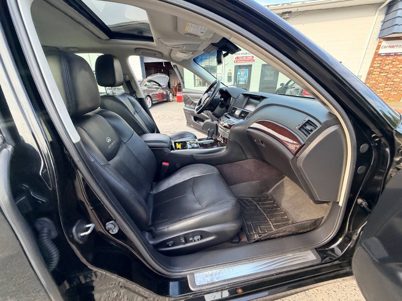 Used 2011 INFINITI M37 x w/ Premium Pkg AWD/4WD image 50
