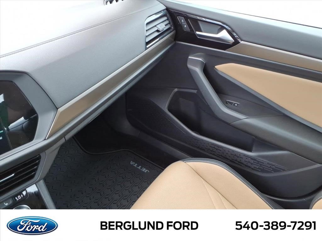 Used 2021 Volkswagen Jetta SEL Premium FWD image 33