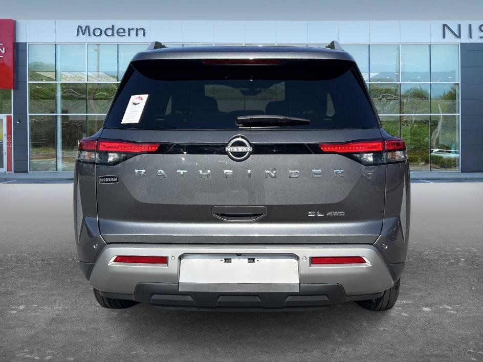 Used 2023 Nissan Pathfinder SL AWD/4WD image 6