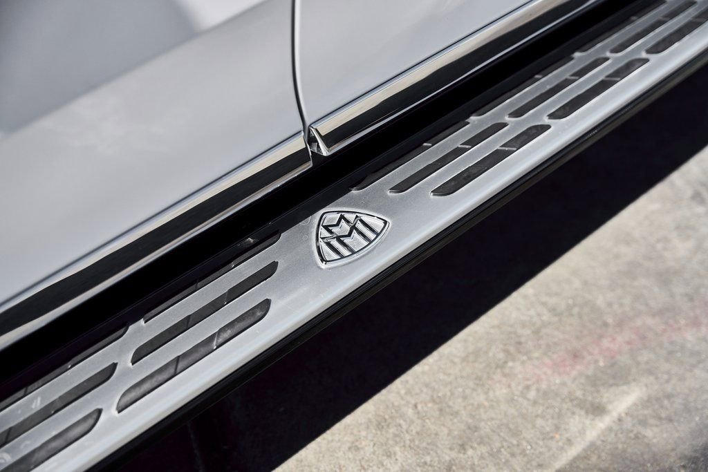 Used 2025 Mercedes-Benz Maybach EQS 680 4MATIC image 11