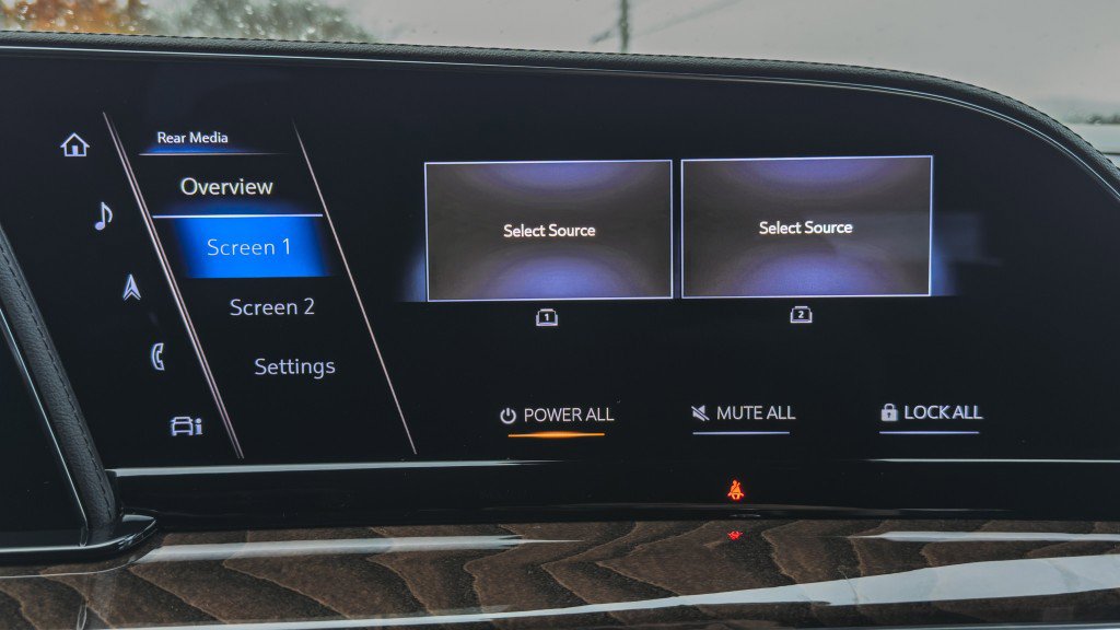 Used 2022 Cadillac Escalade ESV Sport Platinum w/ Heavy-Duty Trailer Package image 74