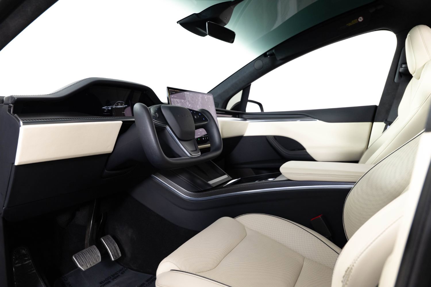 Used 2023 Tesla Model X Plaid image 14