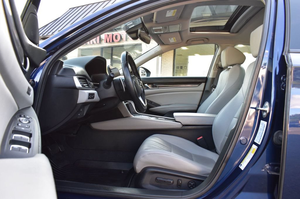 Used 2019 Honda Accord Touring image 15