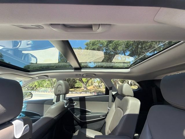 Used 2018 Hyundai Santa Fe Limited AWD/4WD image 13