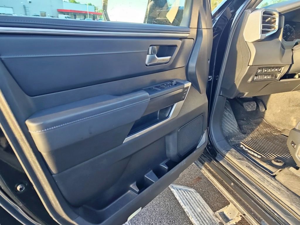 Used 2023 Toyota Tundra Platinum AWD/4WD image 8