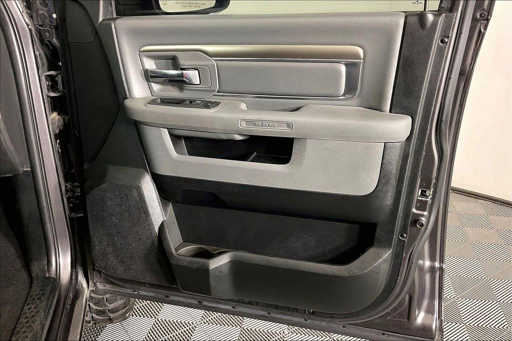 Used 2018 RAM 1500 Big Horn image 25