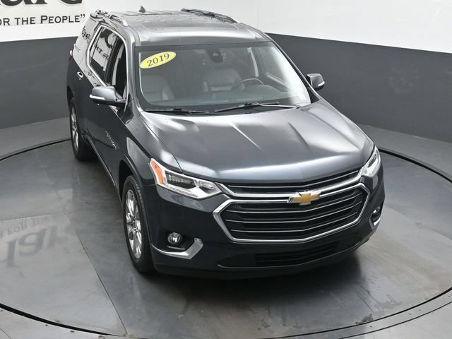 Used 2019 Chevrolet Traverse Premier w/ Driver Confidence II Package FWD image 43