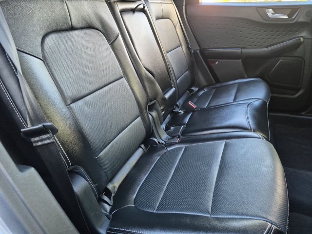 Used 2020 Ford Escape Titanium AWD/4WD image 20