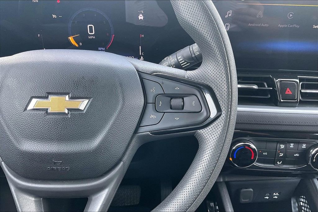 Used 2025 Chevrolet TrailBlazer LT w/ Driver Confidence Package AWD/4WD image 12