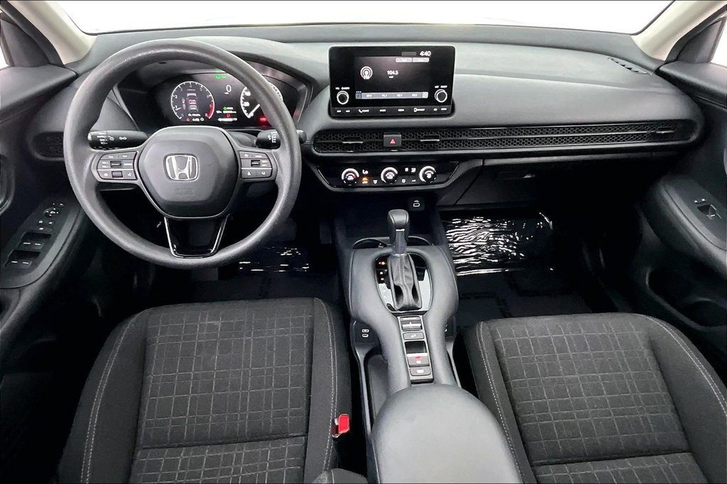 Used 2025 Honda HR-V LX image 18